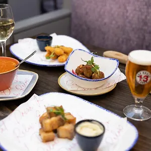 茱莉斯贝尔法斯特旅馆 酒店